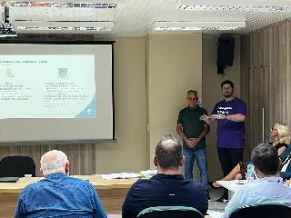 Procon realiza encontro com operadoras de telefonia e internet - 4