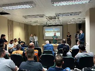 Procon realiza encontro com operadoras de telefonia e internet - 3