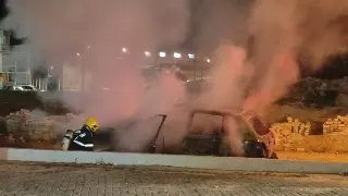 (VIDEO) Carro fica destruído após pegar fogo no Centro II - 8