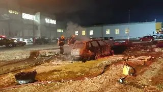 Bombeiros usam 2 mil litros de água para apagar Incêndio  - 4