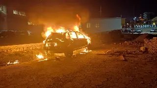 Bombeiros usam 2 mil litros de água para apagar Incêndio  - 1