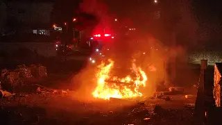 Bombeiros usam 2 mil litros de água para apagar Incêndio  - 3