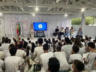 Programa Municipal de Escolas Cívico-Militares é lançado - 8