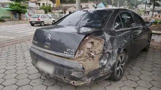 (VIDEO) Passageiro fica ferido após colisão entre carros em Botuverá  - 9
