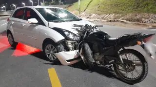 Acidente grave no bairro São Luiz deixa uma pessoa ferida - 2