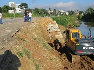 Calçadas da Beira Rio começam a ser reconstruídas - 7