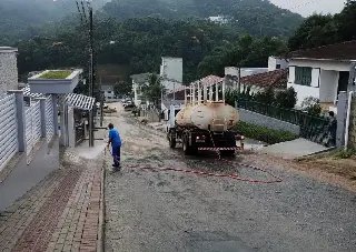 Trabalhos de limpeza no município são intensificados - 2