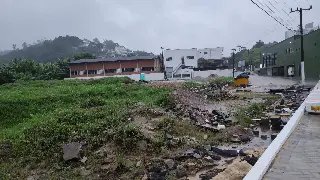 Um ano depois, ponte retirada no Centro não foi refeita - 5