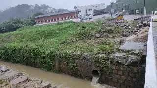 Um ano depois, ponte retirada no Centro não foi refeita - 8