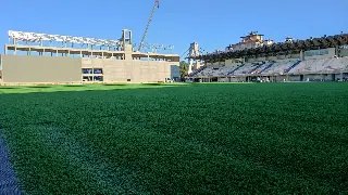 (VIDEO) Seguem as obras no estádio Augusto Bauer - 6