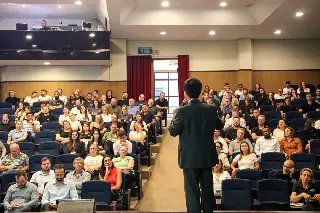 Palestra com auditor fiscal da Receita Federal reúne grande público - 2