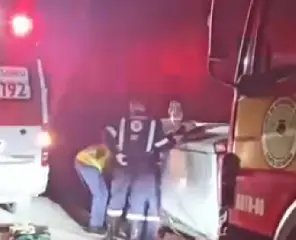 Capotamento é registrado em rua de acesso de Nova Trento a Brusque - 2