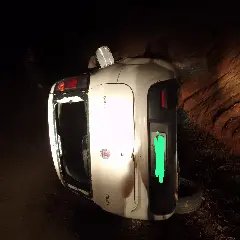 Capotamento é registrado em rua de acesso de Nova Trento a Brusque - 4