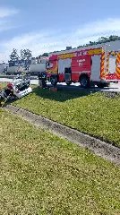 Carro capota depois de acidente na BR-470 - 2