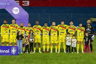Brusque joga bem e vence na estreia do Brasileirão - 5