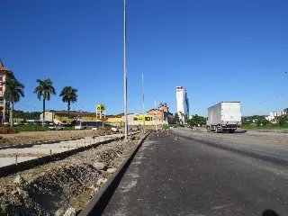 Obras das novas vias de acesso à Antônio Heil e Beira Rio chegam a fase final - 1