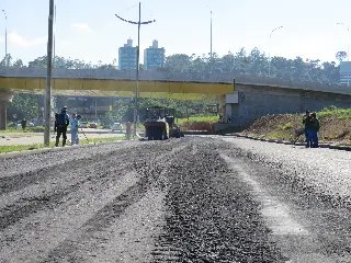 Obras das novas vias de acesso à Antônio Heil e Beira Rio chegam a fase final - 3