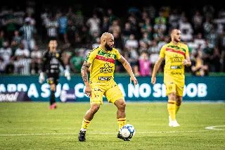 Quadricolor tem gol anulado e sofre derrota no final do jogo - 3