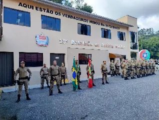 PM comemora 189 anos com solenidade em Brusque - 5