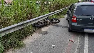 (URGENTE) Vítima precisou ser levada pela UTI do SAMU  - 16