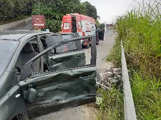 (URGENTE) Vítima precisou ser levada pela UTI do SAMU  - 9