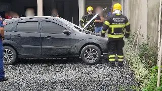 Bombeiros são acionados para princípio de incêndio em Brusque - 6