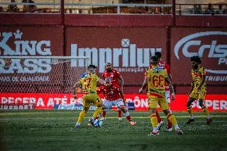 Brusque arranca empate contra o Vila Nova pela Série B  - 2