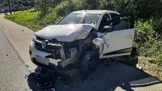 Colisão traseira na rodovia Ivo Silveira deixa um ferido  - 3
