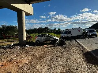 (VIDEO) Mãe e filho ficam feridos após grave acidente em Ilhota  - 1