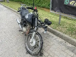 Duas motos se chocam na Rodovia Ivo Silveira - 3