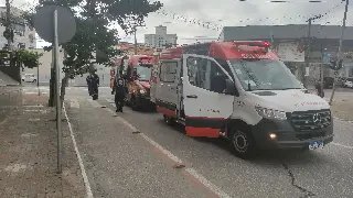 Socorristas do SAMU e dos bombeiros são acionados no Centro - 3