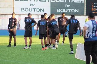Invicto, Carlos Renaux enfrenta o Tubarão neste domingo - 4