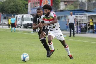 Com gol de Serrato, Brusque bate o Ceará neste domingo  - 13