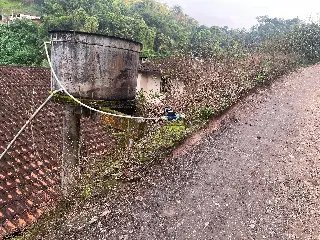 Problema persiste e incomoda moradores da Benta Clementina Pereira - 3