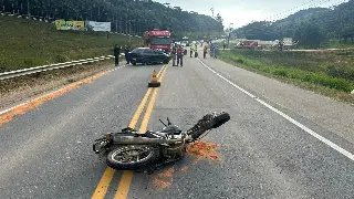 Homem fica gravemente ferido após colisão frontal na rodovia - 2