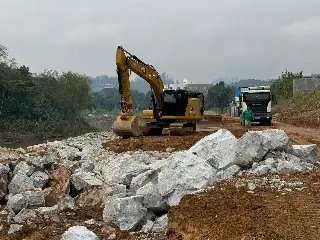 Obras na Beira Rio, sentido Dom Joaquim, seguem em andamento - 4