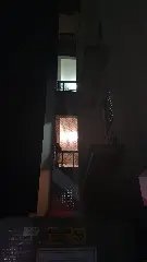 (VIDEO) Homem cai do 3° andar de apartamento na Primeiro de Maio  - 3