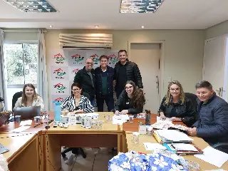 AmpeBr realiza mini rodada de negócios em sua sede - 1