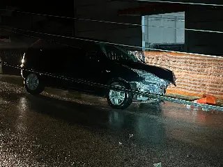 (VÍDEO) Motorista perde direção do veículo e derruba poste no Steffen - 8