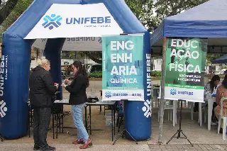 Sábado Fácil leva famílias para a praça Barão de Schneeburg - 10