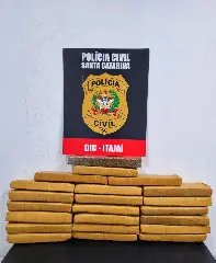 Polícia prende irmãos por tráfico de drogas - 1