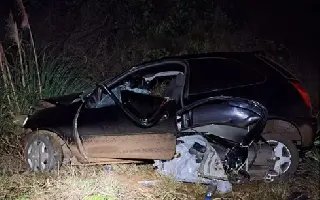Bebê de 16 dias morre em grave acidente entre dois carros  - 1