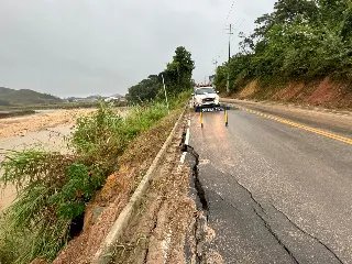 Chuvas causam deslizamentos e alagamentos em Brusque - 3