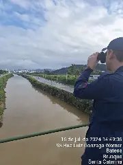 Bombeiros continuam buscas por homem desaparecido - 2