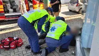 Colisão entre carro e moto deixa uma pessoa ferida em Brusque - 6
