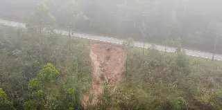 (VÍDEO) Deslizamento de terra na Gentil Battisti Archer ameaça segurança dos motoristas - 5