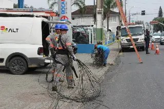 Procon faz Operação Limpa Postes e remove 400 kg de fios - 4