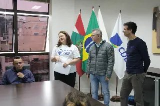 Colaboradora recebe homenagem da CDL pelos 5 anos - 4