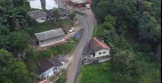 (VÍDEO) Morador reclama de vazamento de esgoto que persiste há quatro meses - 2