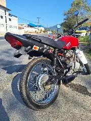Moto com documentos atrasados há 18 anos é apreendida na Ivo Silveira  - 1